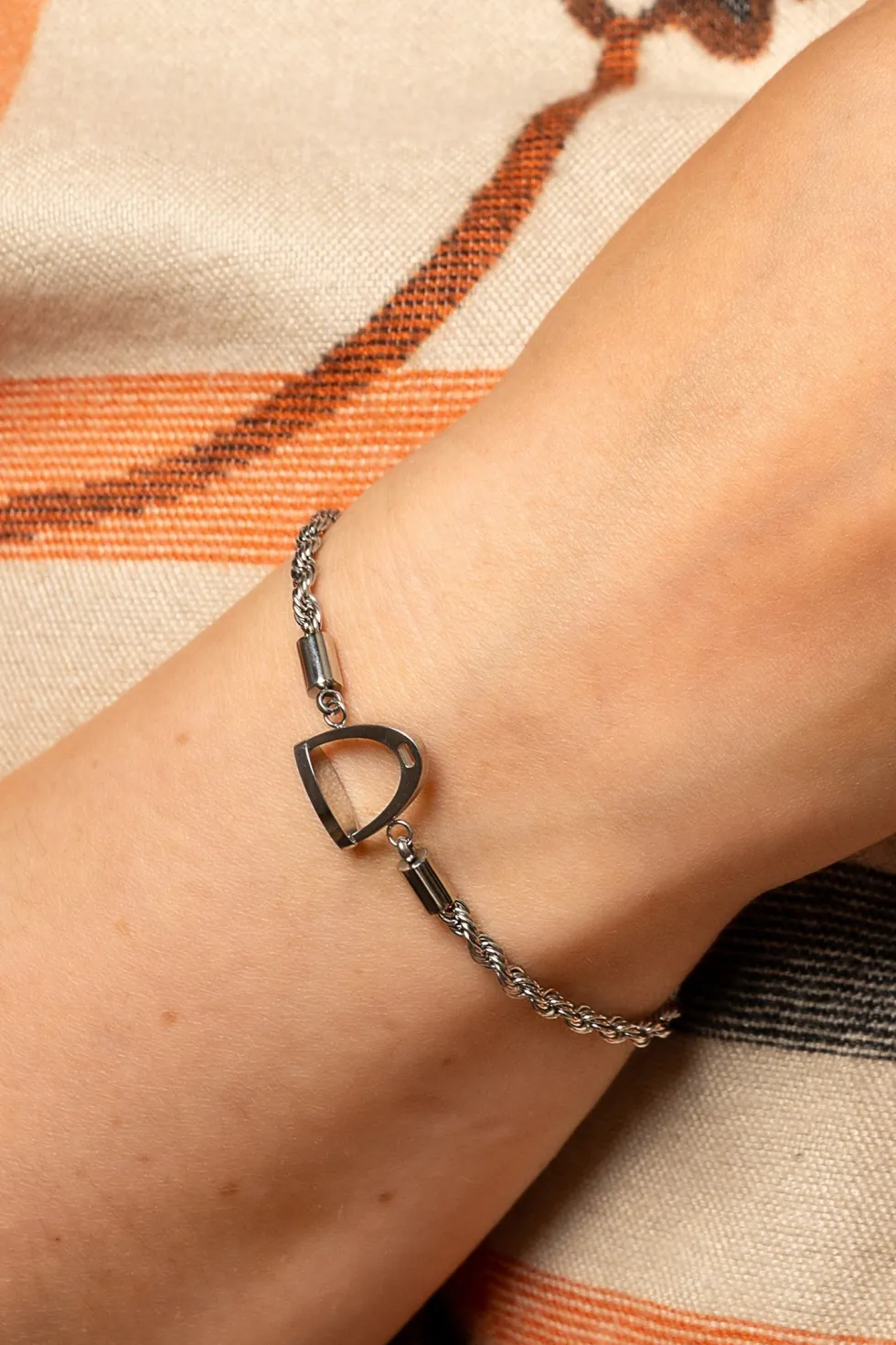 Armband Stigbygel Silver