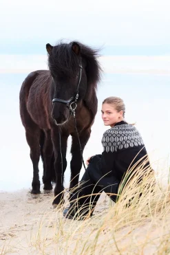 Eques KLMagda Stickad Tröja Svart