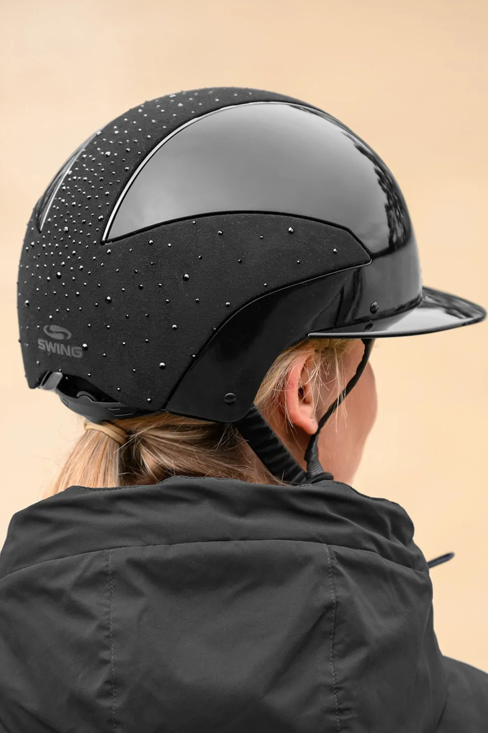 Ridhjälm H24 Lady Spark Svart Glossy