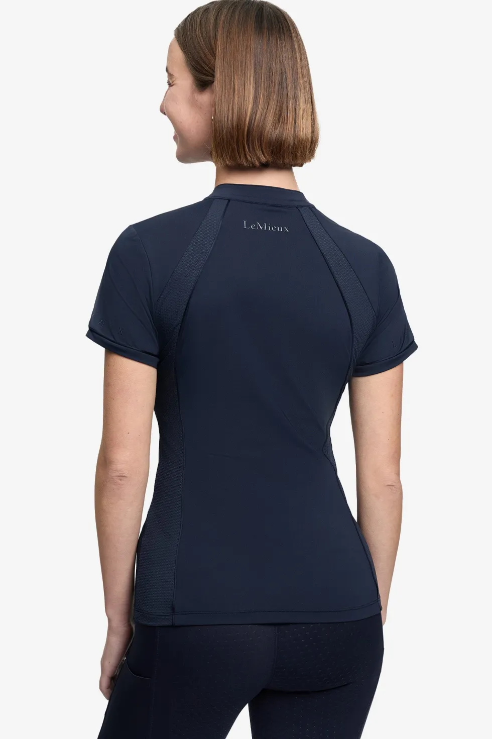 Träningstopp Lisa Navy